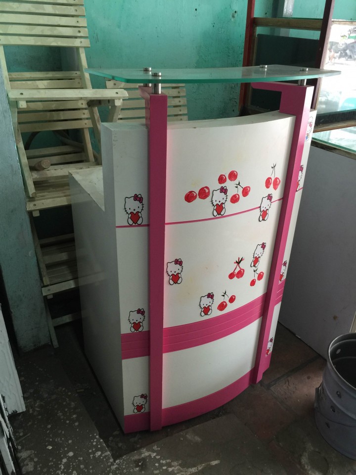 quầy hello kitty